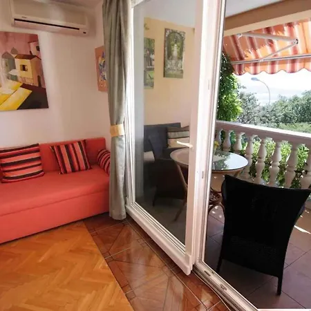 One-bedroom Crikvenica 27 * Selce