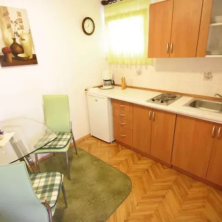 One-bedroom Crikvenica 27 *